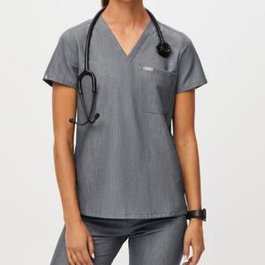 FIGS Catarina one-pocket scrub top, xs
